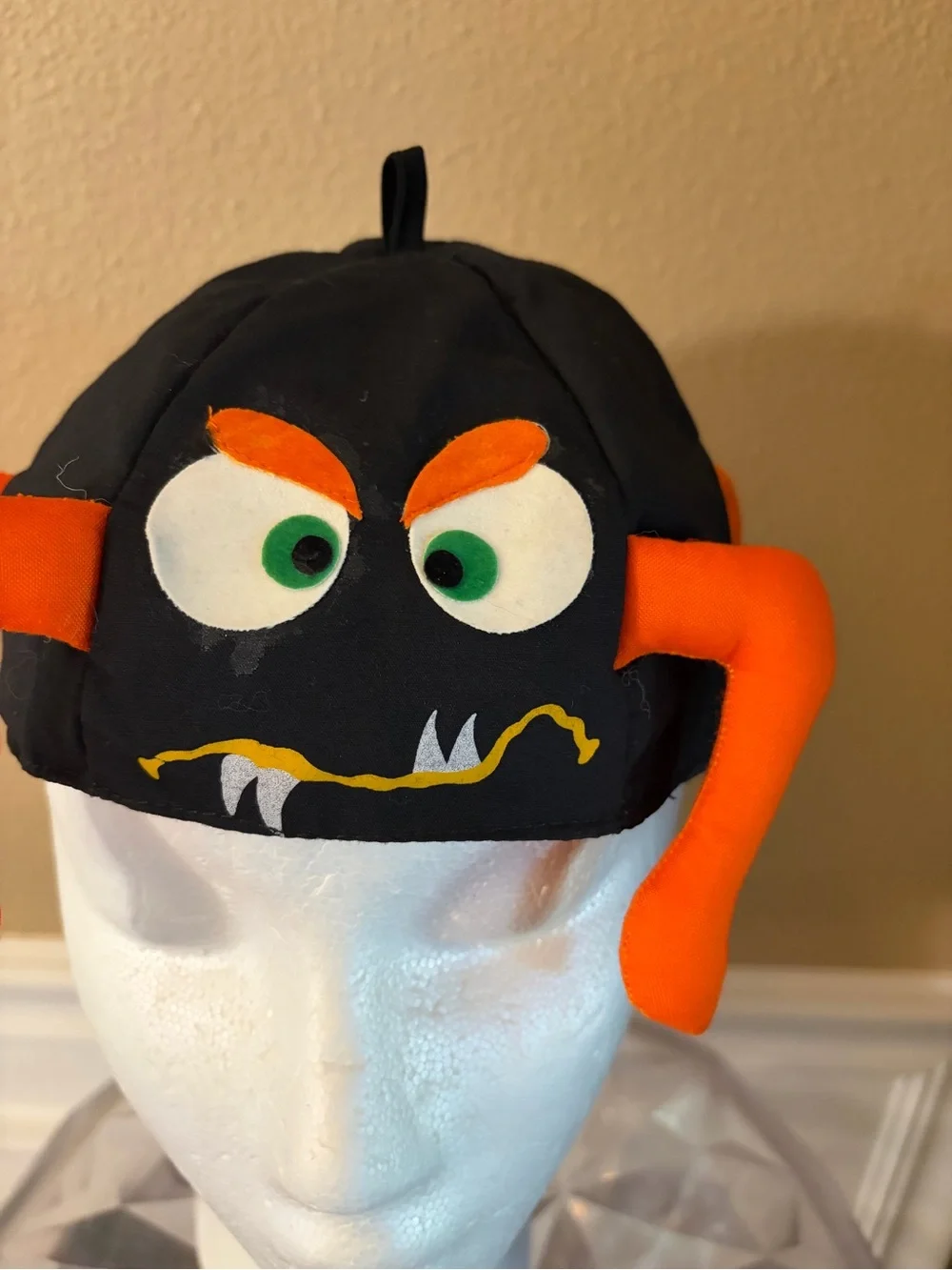 Russ Vintage Spider Halloween Beanie Hat CUTE!